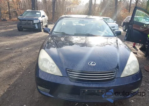 2004 Lexus Es 330 z USA, uszkodzony, nr VIN JTHBA30G640019547